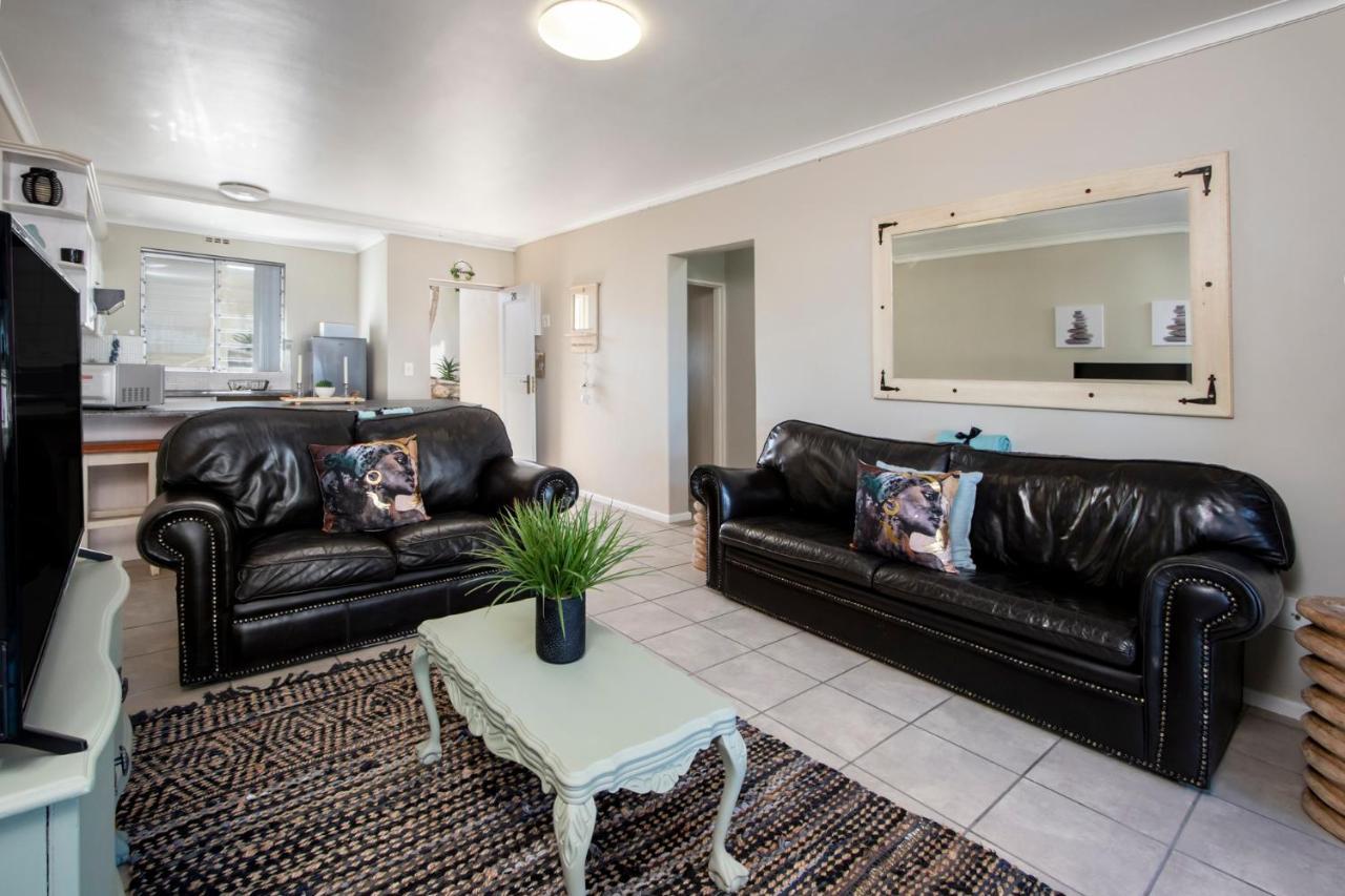 The Potting Shed Self Catering Apartment Hermanus Exterior photo