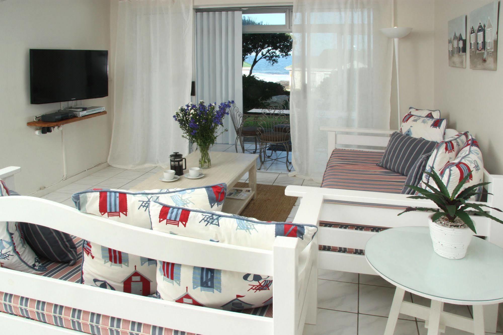 The Potting Shed Self Catering Apartment Hermanus Exterior photo
